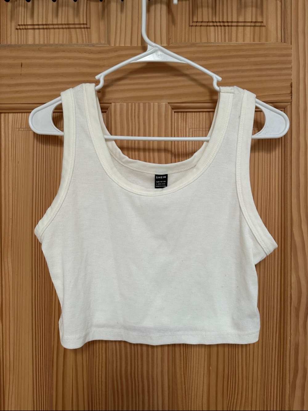 SHEIN Cream Ribbed Cropped Tank